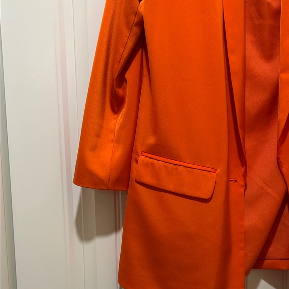 L'Academie Vibrant Orange Blazer - Picture 3 of 5
